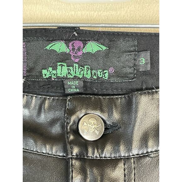 TRIPP NYC Pants Womens 3 Black Faux Leather Straight Leg Embroidered Back Pocket - Picture 4 of 14